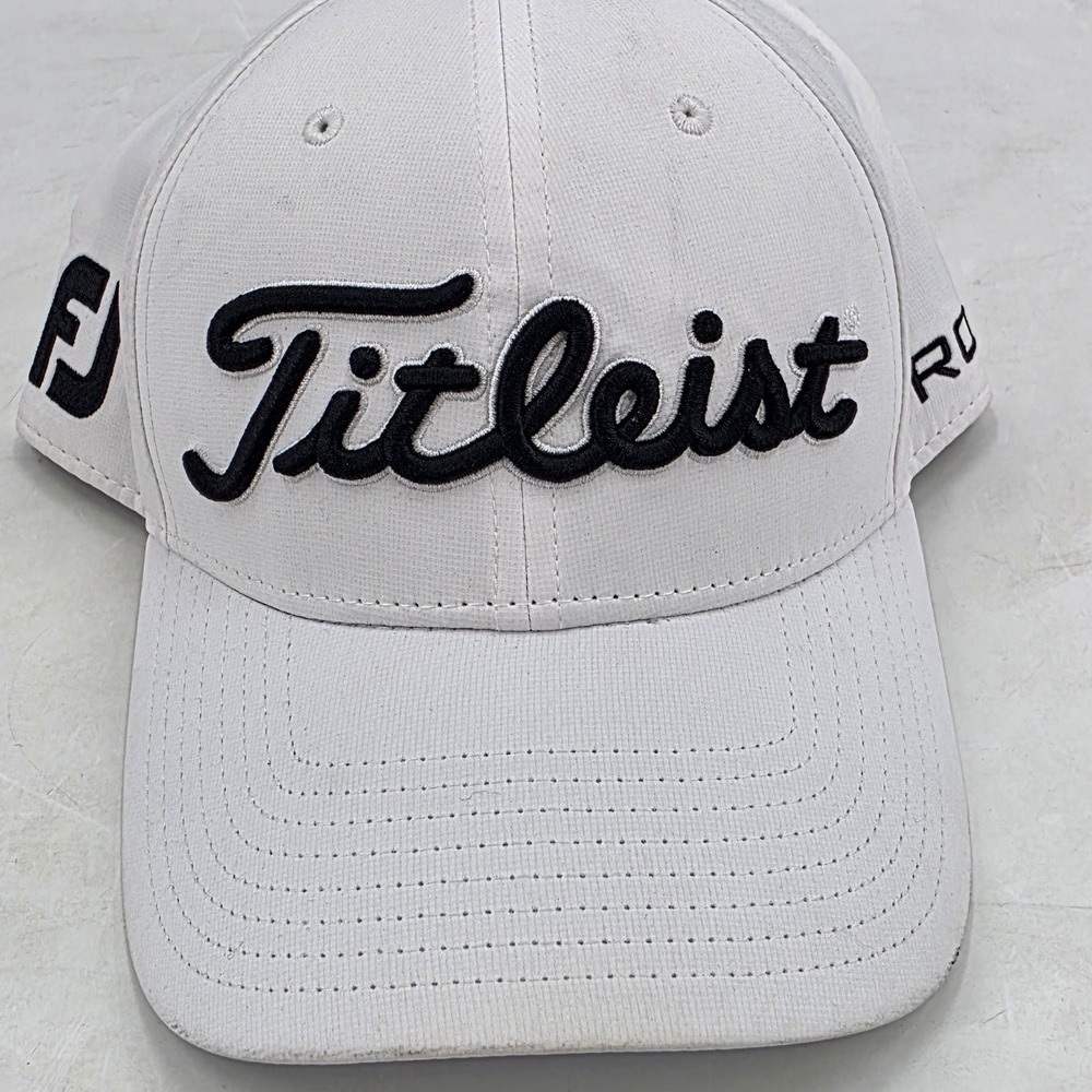 TITLEIST TOUR PERFORMANCE GOLF HAT PRO V1 FOOTJOY WHITE BLACK ADJUSTABLE OSFA